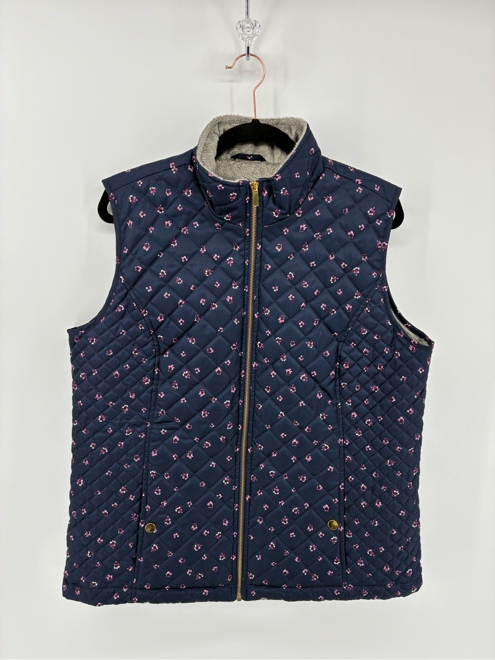 Laura Scott Sears Soft Gray Faux Fur Floral Vest